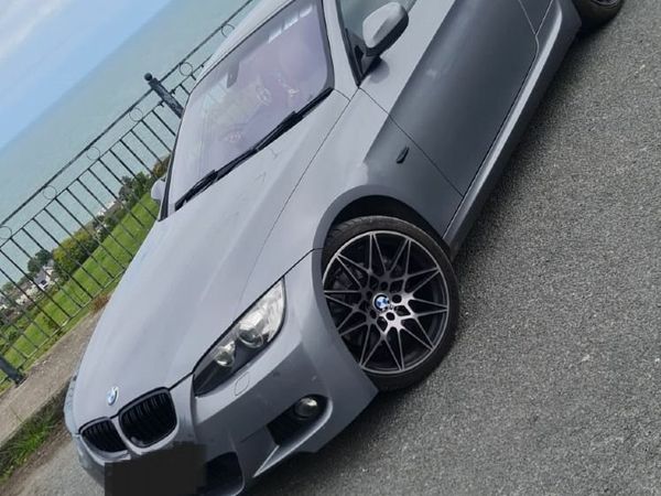 BMW 3-Series Convertible, Diesel, 2009, Grey