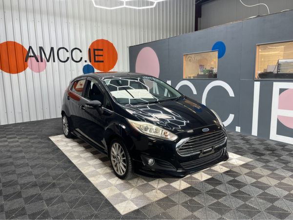 Ford Fiesta Hatchback, Petrol, 2015, Black