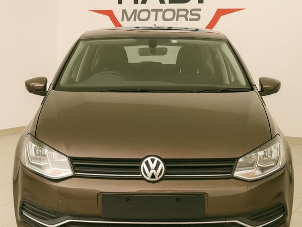 Volkswagen Polo Hatchback, Petrol, 2016, Brown