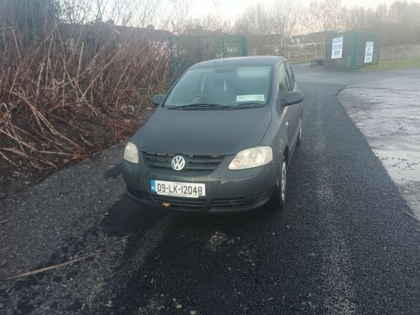 Volkswagen Fox Hatchback, Petrol, 2009, Grey