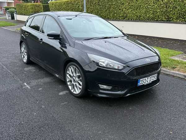 Ford Focus Hatchback, Diesel, 2015, Black