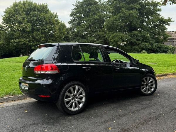 Volkswagen Golf Hatchback, Diesel, 2010, Black