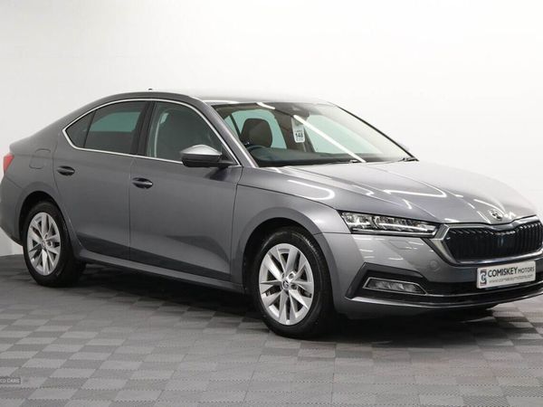 Skoda Octavia , Diesel, 2023, Grey