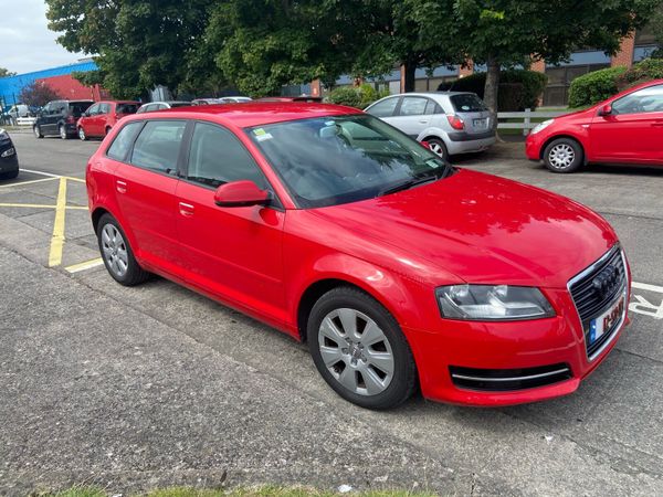 Audi A3 Hatchback, Diesel, 2012, Red