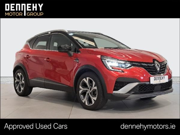 Renault Captur Hatchback, Petrol, 2022, Red