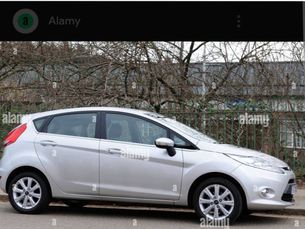 Ford Fiesta Hatchback, Petrol, 2013, Silver