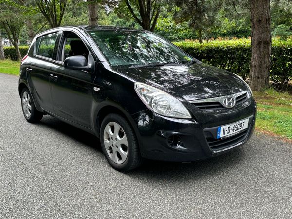 Hyundai i20 Hatchback, Diesel, 2011, Black