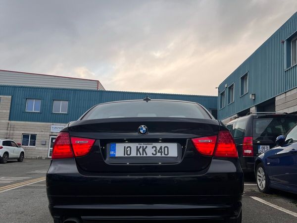 BMW 3-Series Saloon, Petrol, 2010, Black