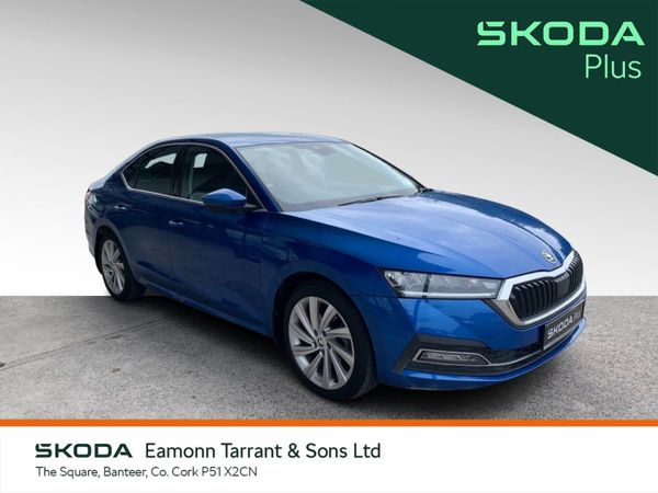 Skoda Octavia Saloon, Diesel, 2022, Blue
