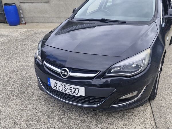 Opel Astra MPV, Diesel, 2013, Black