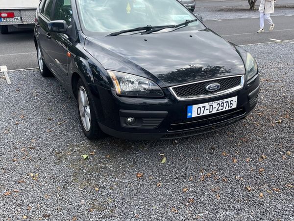 Ford Focus Hatchback, Petrol, 2007, Black
