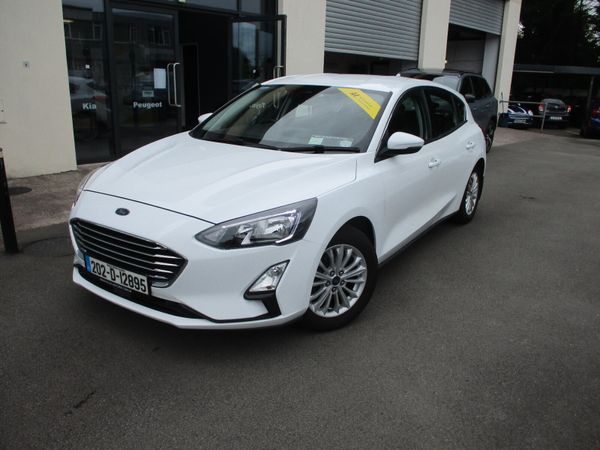 Ford Focus Hatchback, Petrol, 2020, White