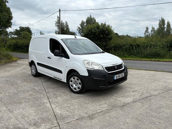 Peugeot Partner MPV, Diesel, 2018, White