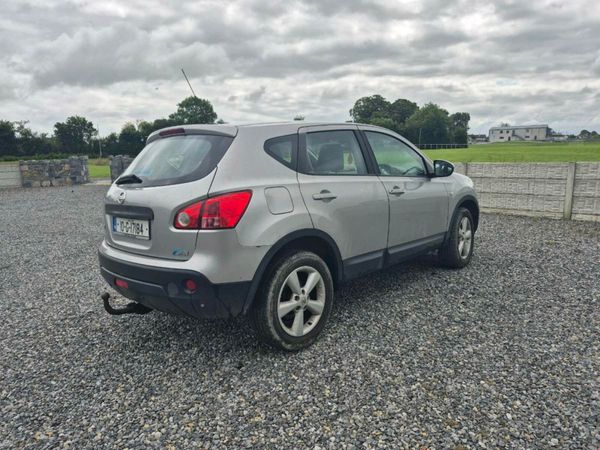 Nissan Qashqai Hatchback, Diesel, 2010, Silver