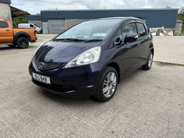 Honda Fit Hatchback, Petrol, 2010, Blue