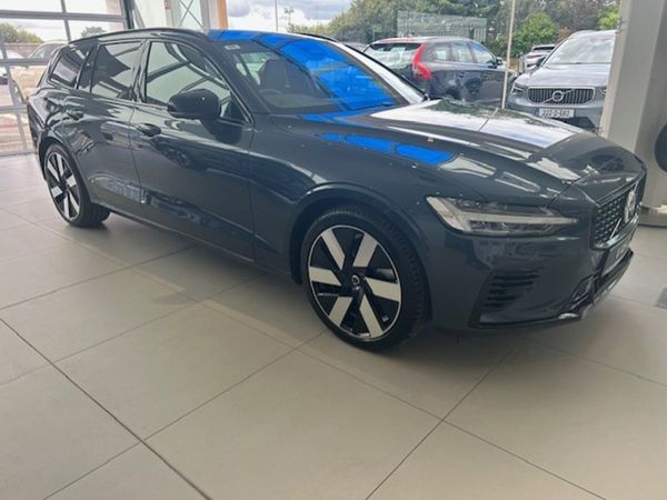 Volvo V60 Estate, Petrol Plug-in Hybrid, 2025, Blue