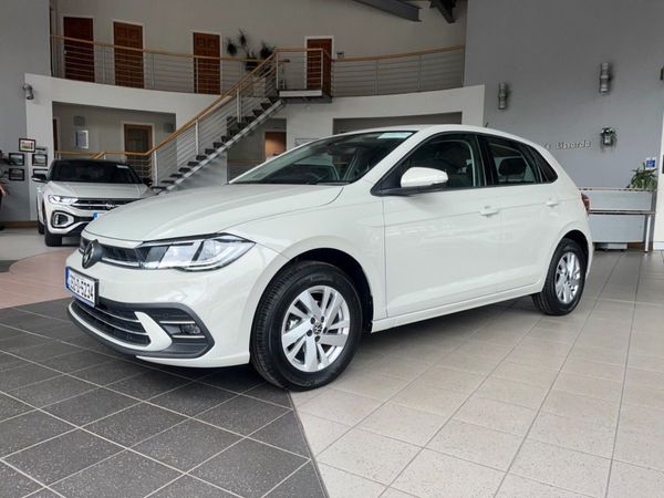 Volkswagen Polo Hatchback, Petrol, 2025, Grey