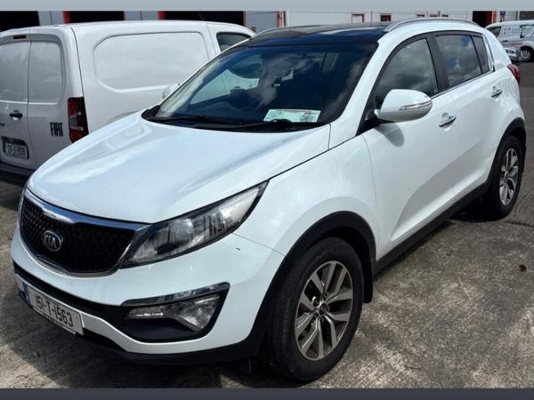 Kia Sportage SUV, Diesel, 2015, White