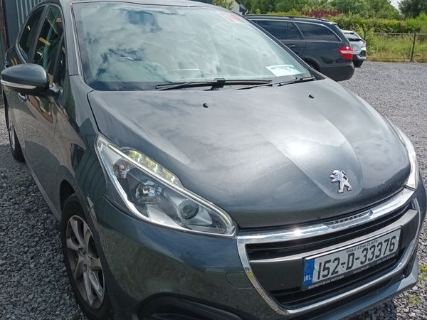 Peugeot 208 Hatchback, Petrol, 2015, Grey