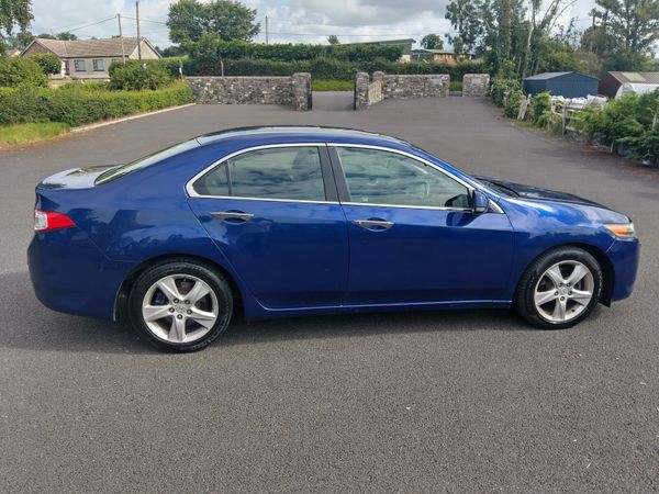 Honda Accord Saloon, Diesel, 2011, Blue