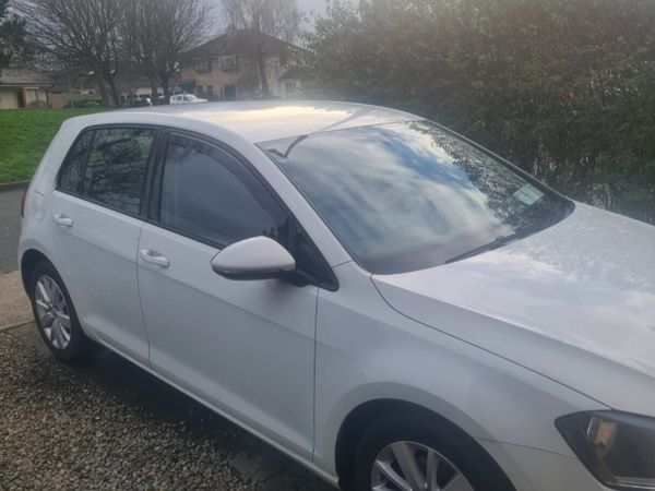 Volkswagen Golf Hatchback, Diesel, 2013, White