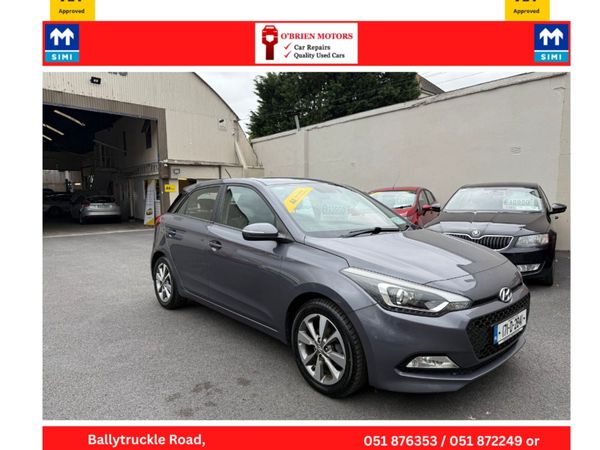 Hyundai i20 Hatchback, Petrol, 2017, Grey