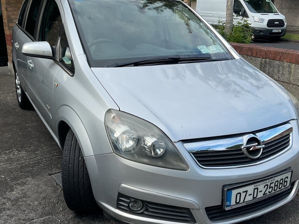 Opel Zafira MPV, Petrol, 2007, Silver