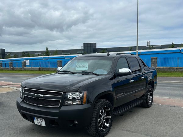 Chevrolet Other Pick Up, Petrol, 2013, Black