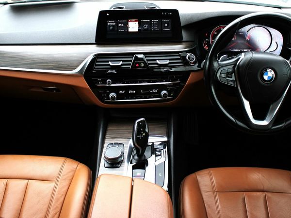 BMW 5-Series Estate, Diesel, 2018, White