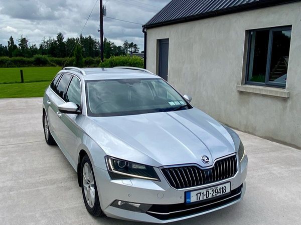 Skoda Superb Estate, Diesel, 2017, Grey