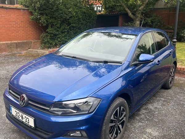 Volkswagen Polo Hatchback, Petrol, 2021, Blue