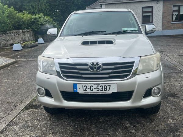 Toyota Hilux Crew Cab, Diesel, 2012, Silver