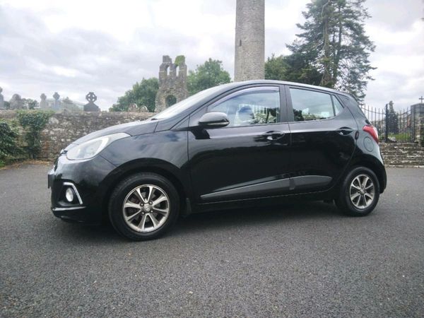 Hyundai i10 Hatchback, Petrol, 2015, Black