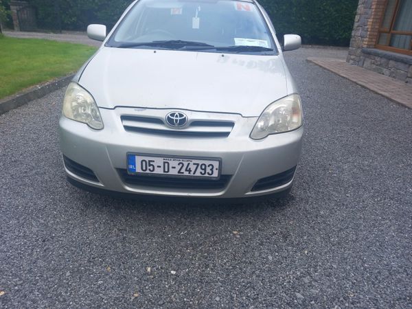 Toyota Corolla Hatchback, Petrol, 2005, Silver