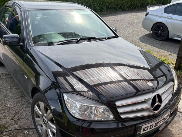 Mercedes-Benz C-Class Saloon, Diesel, 2010, Black