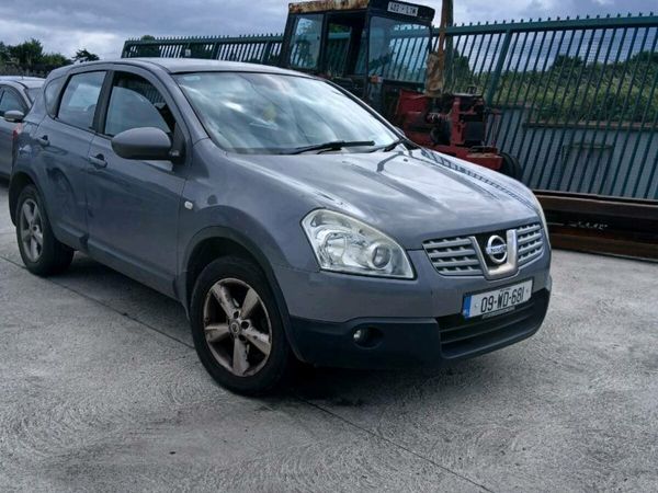 Nissan Qashqai Hatchback, Diesel, 2009, Blue