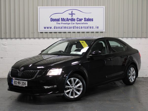 Skoda Octavia Saloon, Diesel, 2018, Black