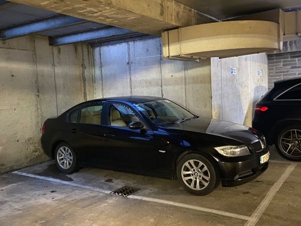 BMW 3-Series Saloon, Petrol, 2007, Black