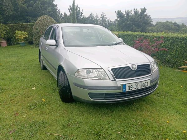 Skoda Octavia Hatchback, Diesel, 2009, Silver