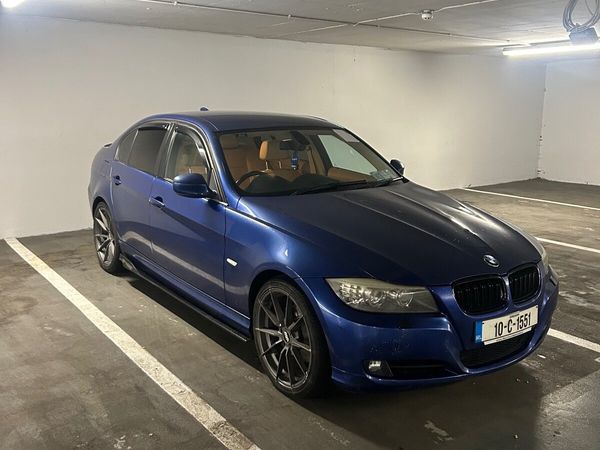 BMW 3-Series Saloon, Diesel, 2010, Blue