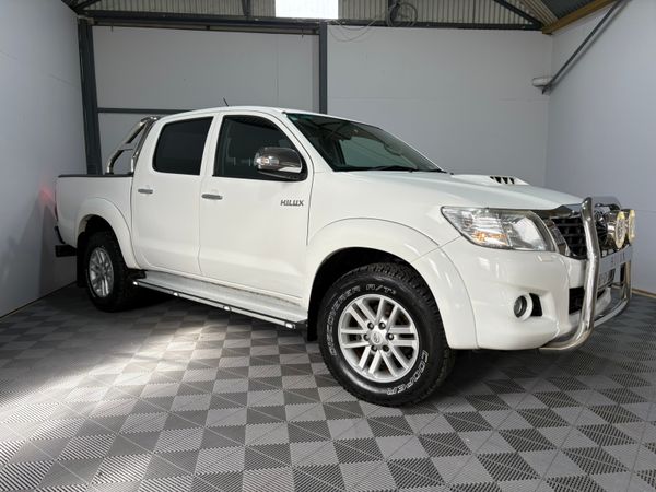 Toyota Hilux Pick Up, Diesel, 2016, White