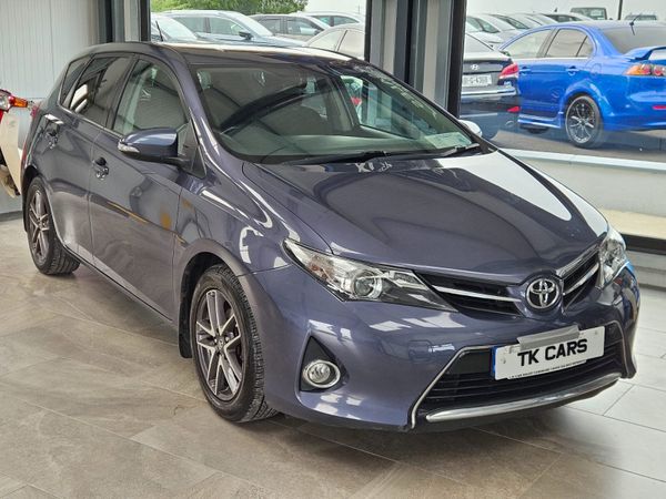 Toyota Auris MPV, Petrol, 2015, Blue