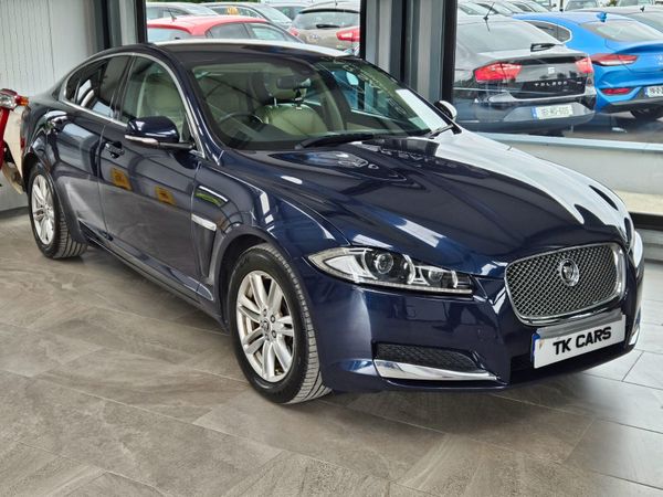Jaguar XF Saloon, Diesel, 2013, Blue