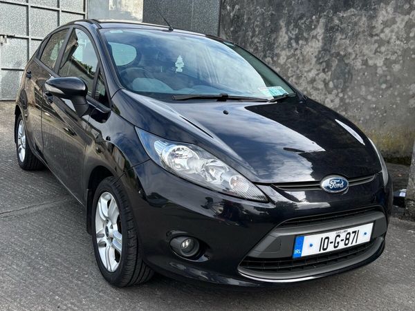 Ford Fiesta Hatchback, Diesel, 2010, Black
