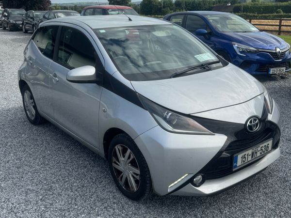 Toyota Aygo Hatchback, Petrol, 2015, Silver