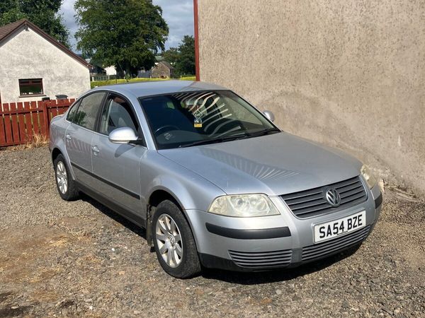 Volkswagen Passat Saloon, Diesel, 2004, Silver