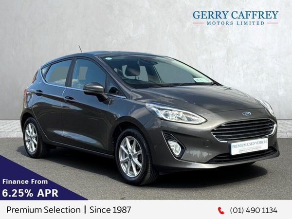 Ford Fiesta Hatchback, Petrol, 2018, Grey