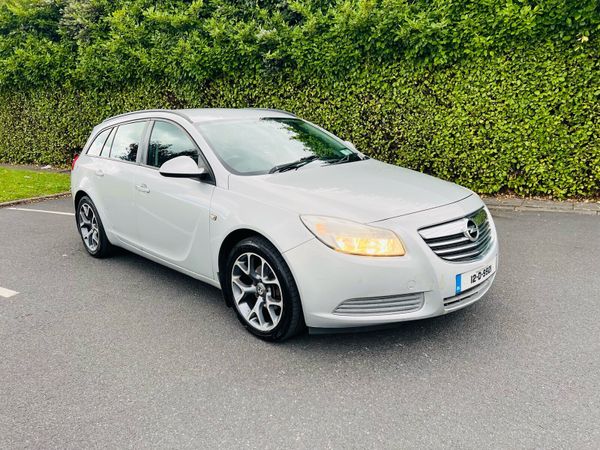 Opel Insignia Estate, Diesel, 2012, Silver