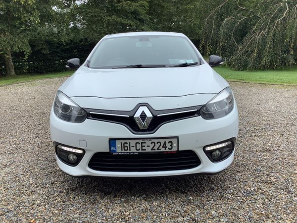 Renault Fluence Saloon, Diesel, 2016, White