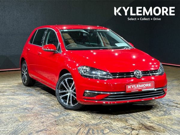 Volkswagen Golf Hatchback, Petrol, 2020, Red